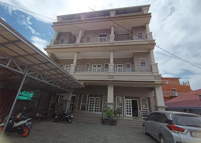 Oyo 93122 Pondok Puti Sartika Syariahnearpasar Jum\'At Aluh Aluh
