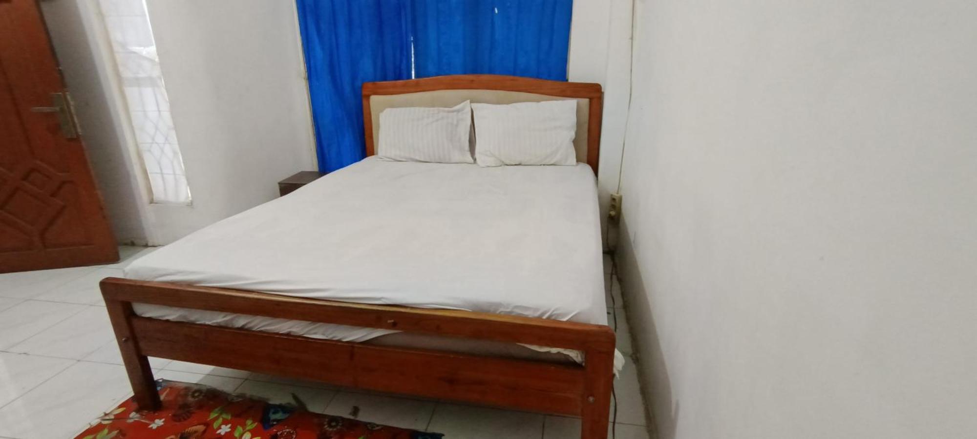 Hotel Oyo 93122 Puti Sartika Syariahnearpasar Jum'at Aluh Aluh 2*