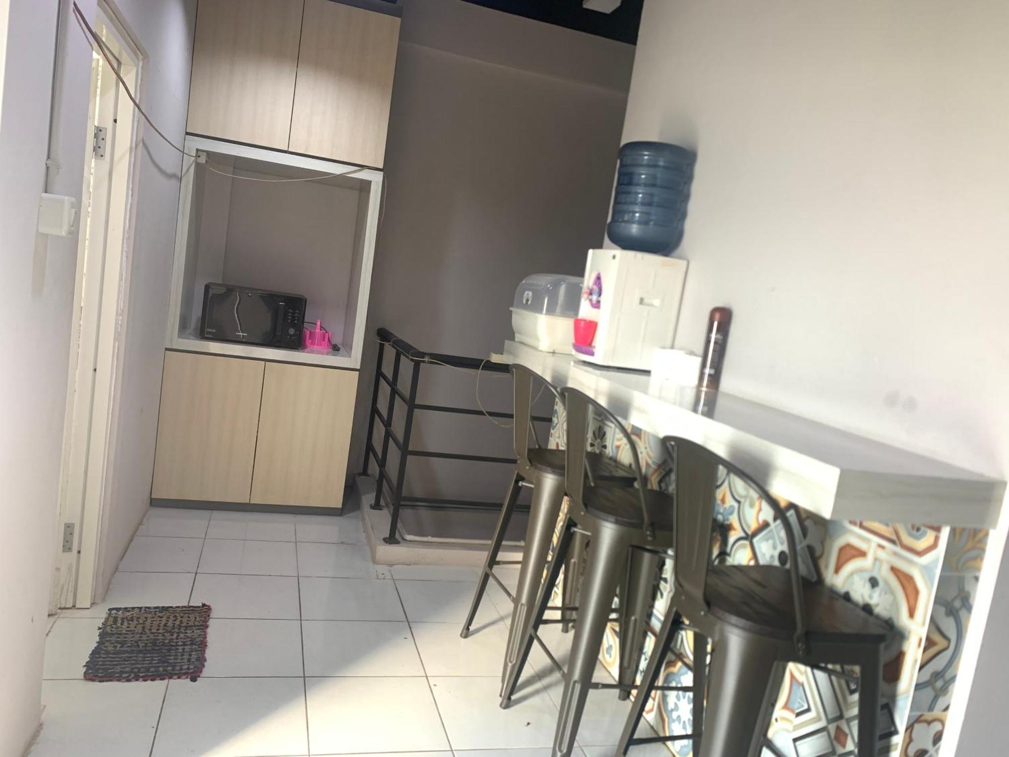 Hotel Oyo 93122 Puti Sartika Syariahnearpasar Jum'at Aluh Aluh 2*